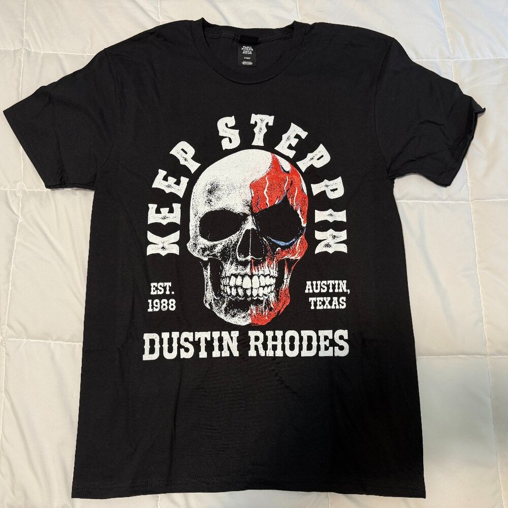Men's AEW PWT All Elite Crate Exclusive Dustin Rhodes "Keep Steppin" T-Shirt - M